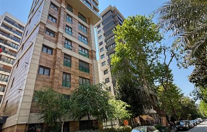 Çiftehavuzlar'da Otoparklı Depolu Jeneratörlü |Kiralık Daire 3+1