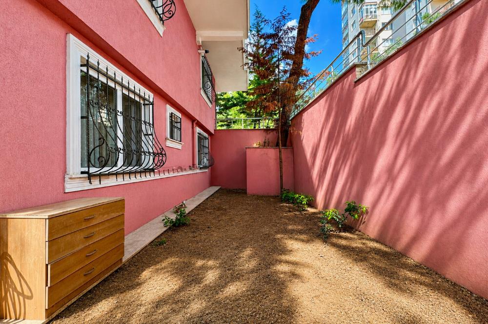 MALTEPE | ALTAYÇEŞME'de MARMARAY'a 10 dk. MESAFEDE | 50 M2 BAHÇE