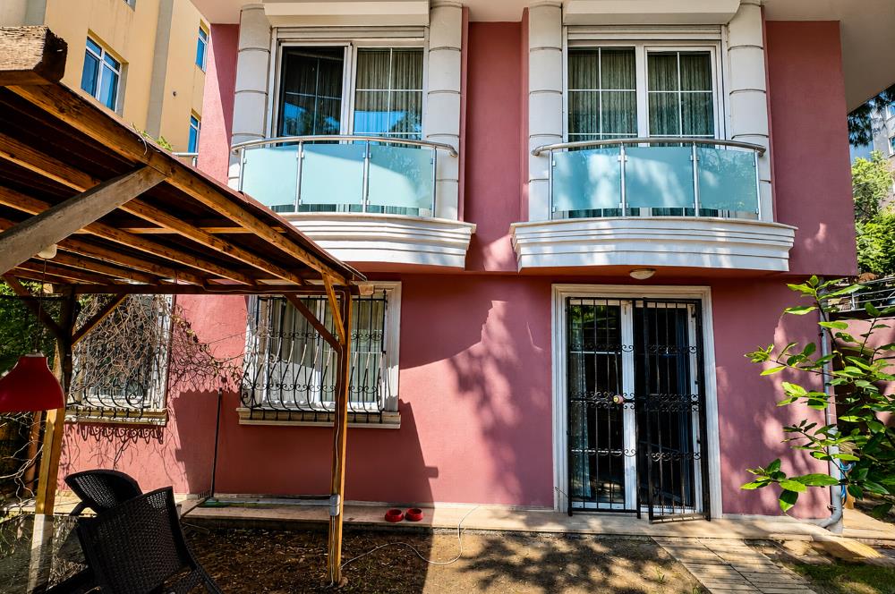 MALTEPE | ALTAYÇEŞME'de MARMARAY'a 10 dk. MESAFEDE | 50 M2 BAHÇE