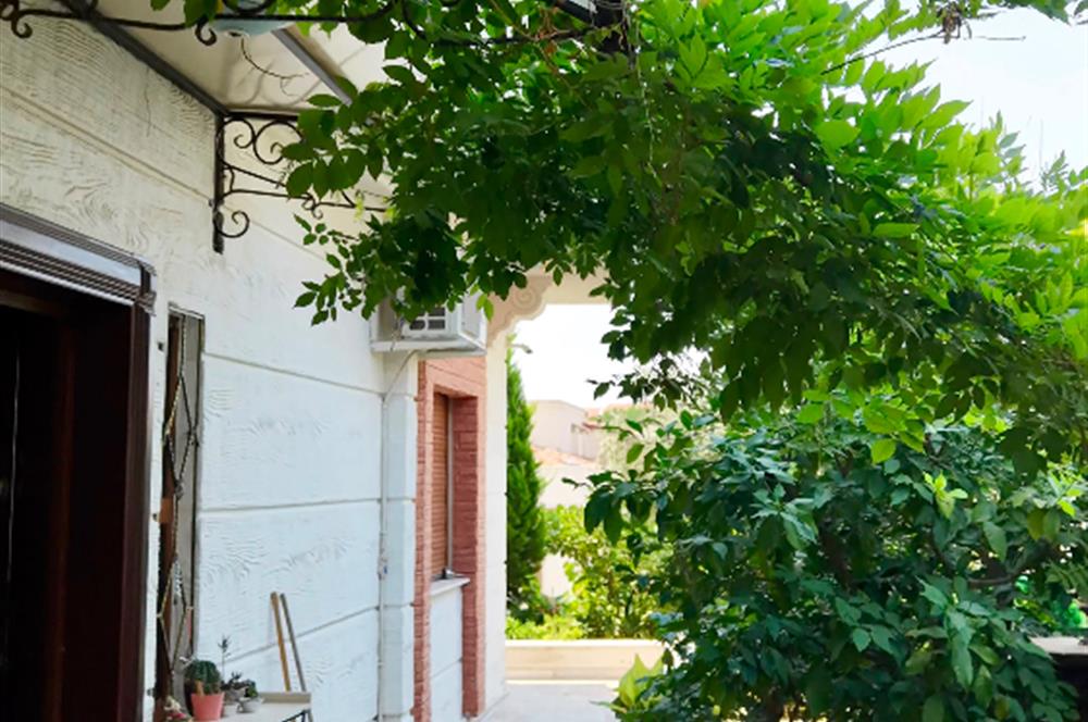 Ergenekon mahallesinde müstakil 4+1 villa