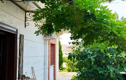 Ergenekon mahallesinde müstakil 4+1 villa