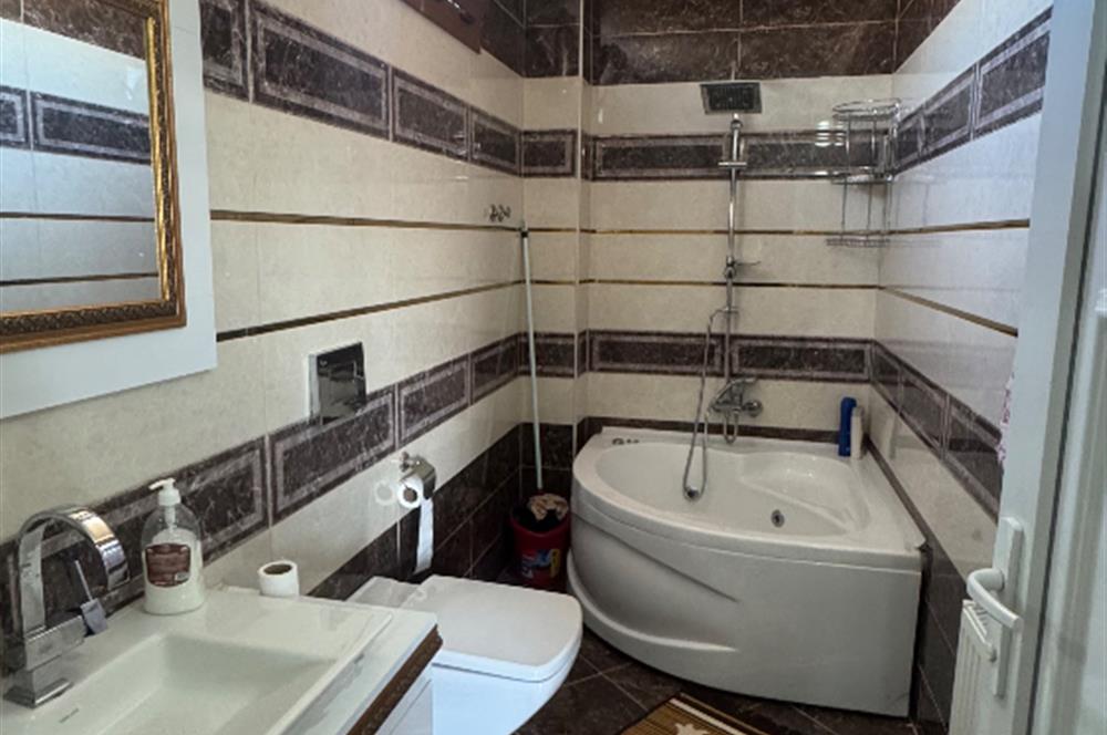 Ergenekon mahallesinde müstakil 4+1 villa