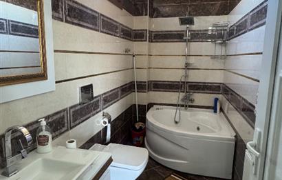 Ergenekon mahallesinde müstakil 4+1 villa