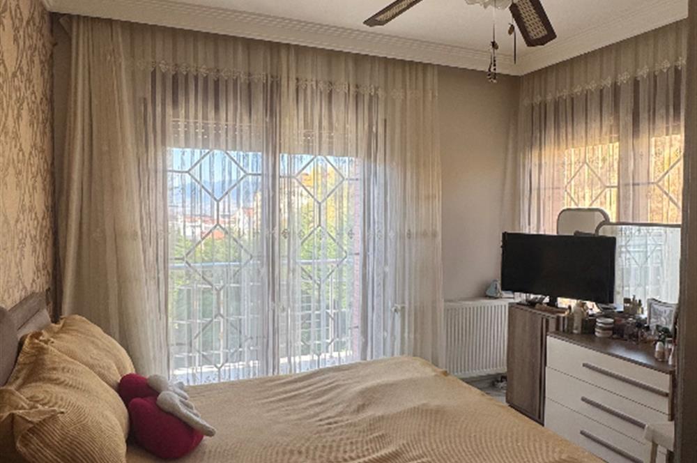 Ergenekon mahallesinde müstakil 4+1 villa