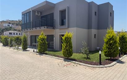 Meşelik Dorya Suites 2 Havuzlu Sitede Kiralık Eşyasız Üst Kat Daire 
