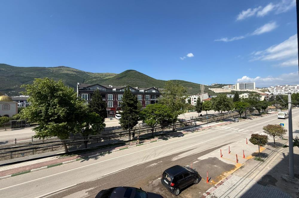 C21 Cius; Hastane Caddesinde Satılık Sıfır 1+1 Daire & Ofis