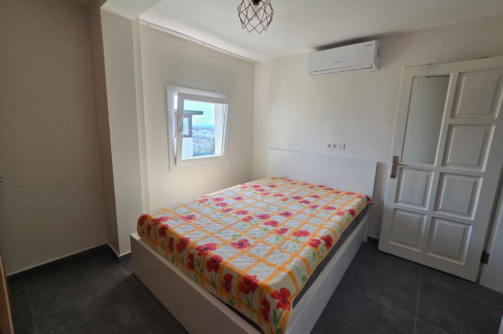 Bodrum Akyarlar'da Satılık 5+2 Havuzlu Tripleks Villa