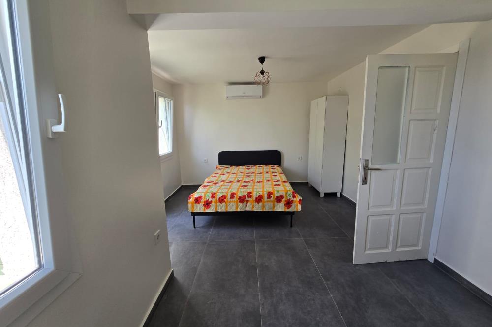 Bodrum Akyarlar'da Satılık 5+2 Havuzlu Tripleks Villa