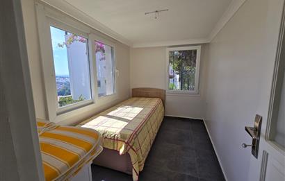 Bodrum Akyarlar'da Satılık 5+2 Havuzlu Tripleks Villa