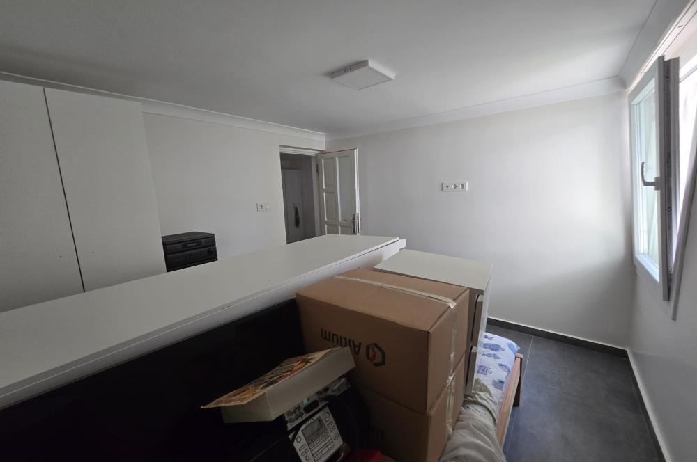 Bodrum Akyarlar'da Satılık 5+2 Havuzlu Tripleks Villa