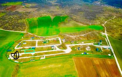 KIRKLARELİ VİZE SOĞUCAK KÖYÜ'NDE YAN YANA 2 ADET 200 m² PARSEL
