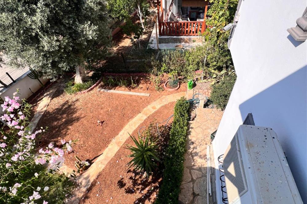 Akbük Gökdeniz Sitesinde Deniz Manzaralı 6+1 Tripleks