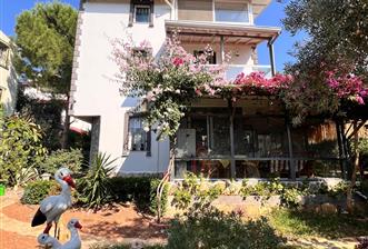 Akbük Gökdeniz Sitesinde Deniz Manzaralı 6+1 Tripleks - 1 - 35492