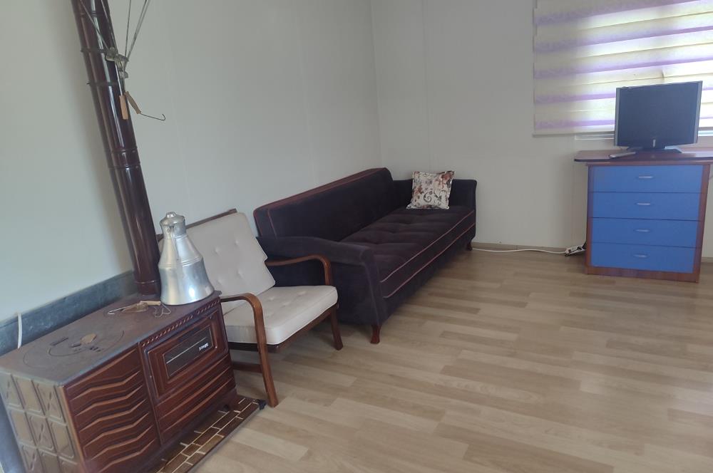 C21 LOCA'DAN BÜYÜK BOSTANCI'DA SATILIK ÇİFTLİK EVİ VE ARSASI