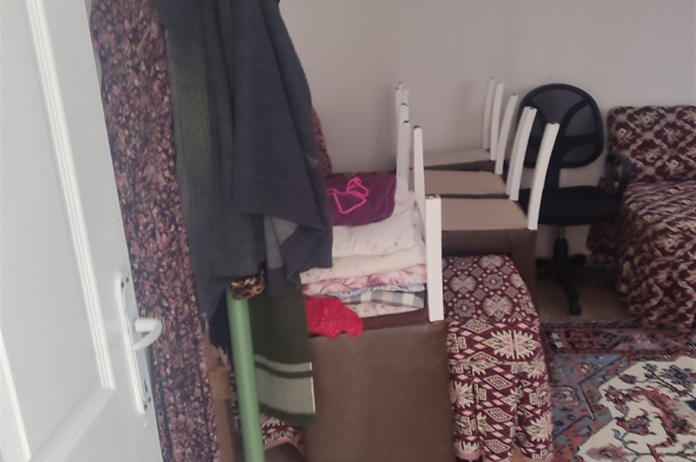 C21 LOCA'DAN BÜYÜK BOSTANCI'DA SATILIK ÇİFTLİK EVİ VE ARSASI