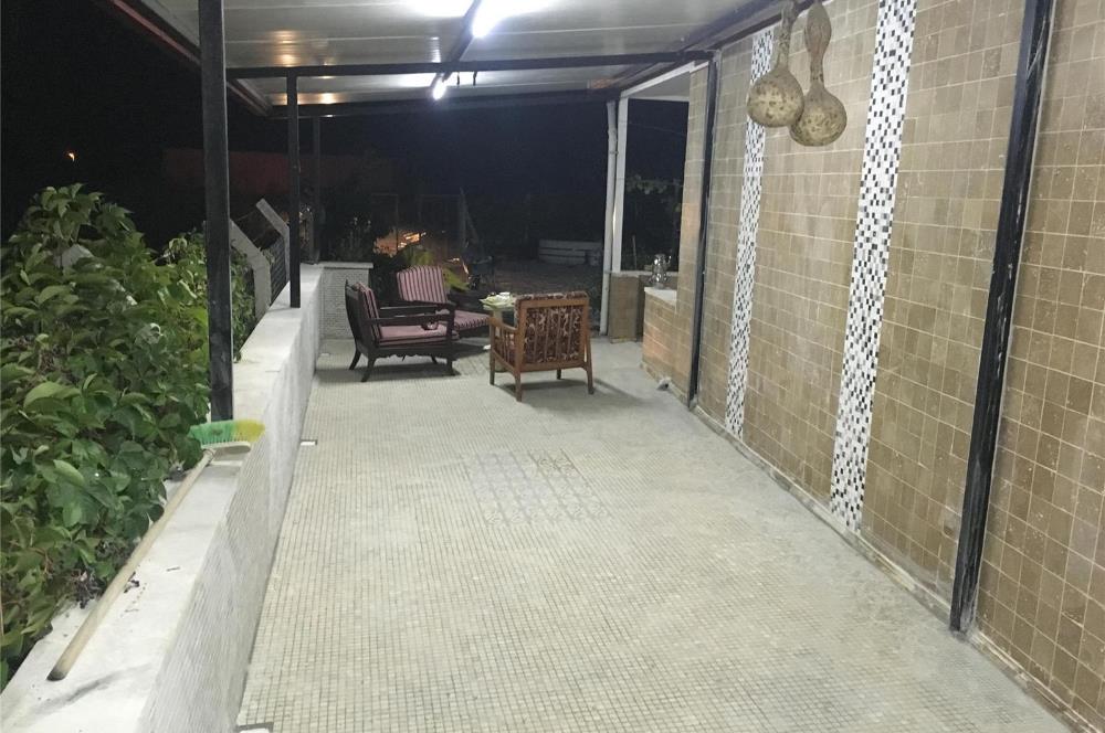 C21 LOCA'DAN BÜYÜK BOSTANCI'DA SATILIK ÇİFTLİK EVİ VE ARSASI