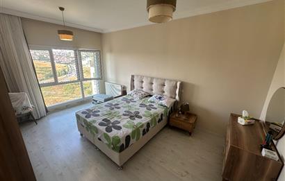 Başakkent Gölet Konutları'nda Eşyalı, Önü Açık 3+1 Kiralık Daire