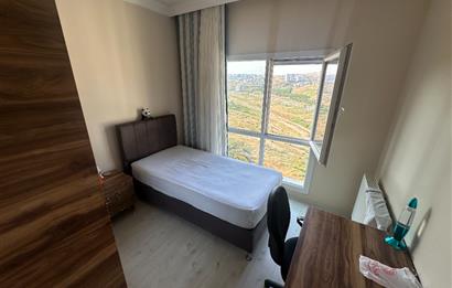 Başakkent Gölet Konutları'nda Eşyalı, Önü Açık 3+1 Kiralık Daire