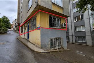 C21 Cius; Askerlik Şubesi Önünde Merkezi Konumda Kombili 2+1 Daire - 1 - 35542