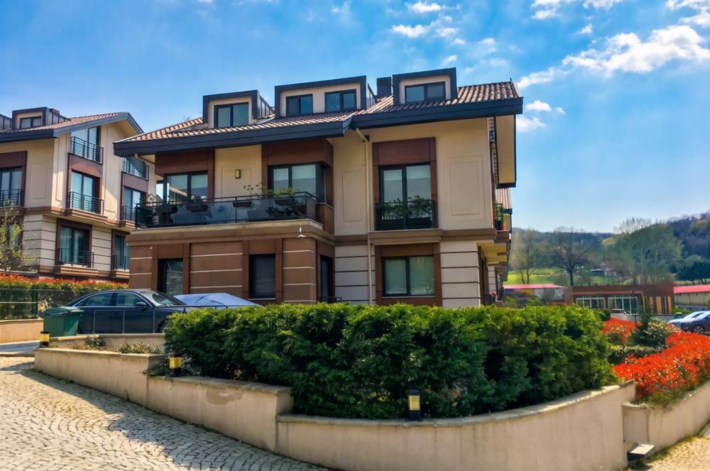 MERKEZ ZEKERİYAKÖY SİTESİ'NDE KİRALIK 2+1 ÇATI DUBLEKS DAİRE