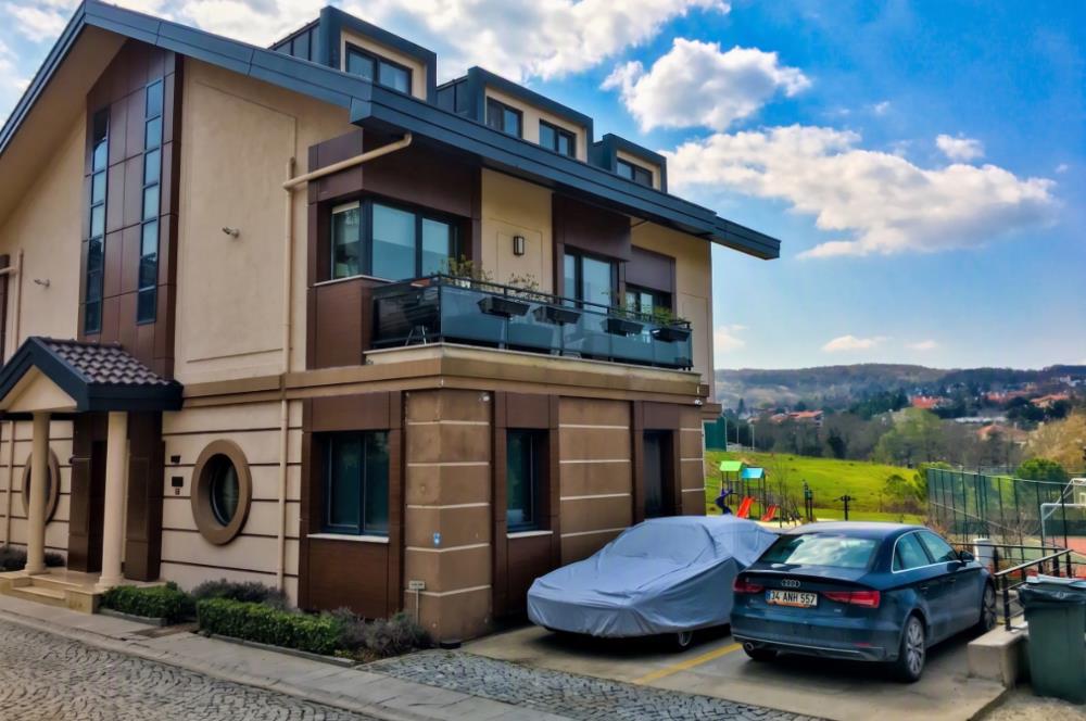MERKEZ ZEKERİYAKÖY SİTESİ'NDE KİRALIK 2+1 ÇATI DUBLEKS DAİRE