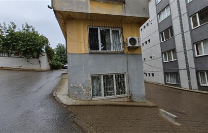 C21 Cius; Askerlik Şubesi Önünde Merkezi Konumda Kombili 2+1 Daire