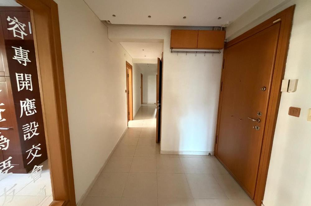 C21 ROOF SAHRAYI CEDİT PAZAR SOKAĞININ HEMEN YANI 3+1 KİRALIK