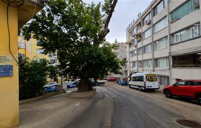 C21 Cius; Askerlik Şubesi Önünde Merkezi Konumda Kombili 2+1 Daire