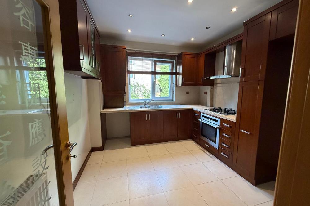 C21 ROOF SAHRAYI CEDİT PAZAR SOKAĞININ HEMEN YANI 3+1 KİRALIK