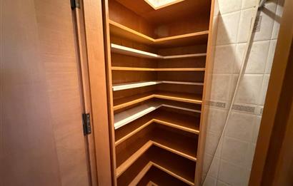 C21 ROOF SAHRAYI CEDİT PAZAR SOKAĞININ HEMEN YANI 3+1 KİRALIK
