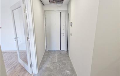 TOPKAPI ALYA MERKEZEFENDİ CAD. SİTE İÇİNDE SATILIK 2 + 1 DAİRE