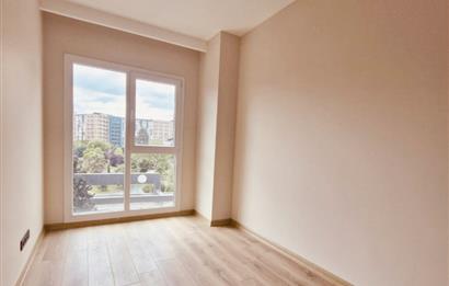 TOPKAPI ALYA MERKEZEFENDİ CAD. SİTE İÇİNDE SATILIK 2 + 1 DAİRE