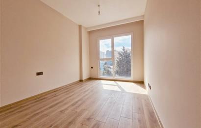 TOPKAPI ALYA MERKEZEFENDİ CAD. SİTE İÇİNDE SATILIK 2 + 1 DAİRE
