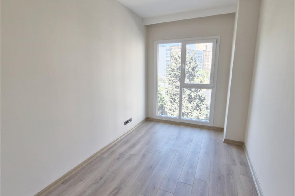 TOPKAPI ALYA MERKEZEFENDİ CAD. SİTE İÇİNDE SATILIK 2 + 1 DAİRE