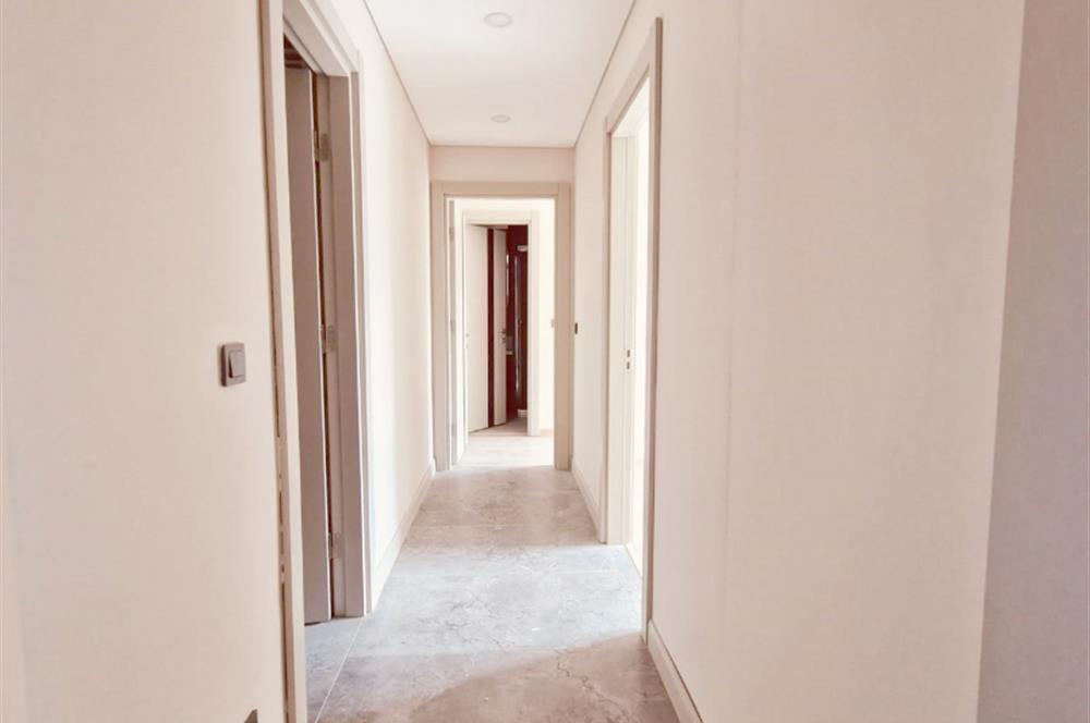 TOPKAPI ALYA MERKEZEFENDİ CAD. SİTE İÇİNDE SATILIK 2 + 1 DAİRE