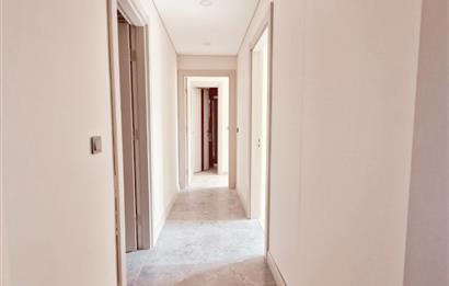 TOPKAPI ALYA MERKEZEFENDİ CAD. SİTE İÇİNDE SATILIK 2 + 1 DAİRE