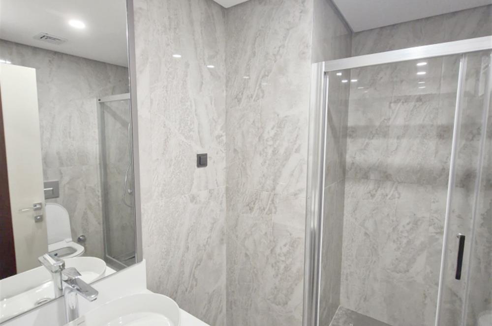 TOPKAPI ALYA MERKEZEFENDİ CAD. SİTE İÇİNDE SATILIK 2 + 1 DAİRE