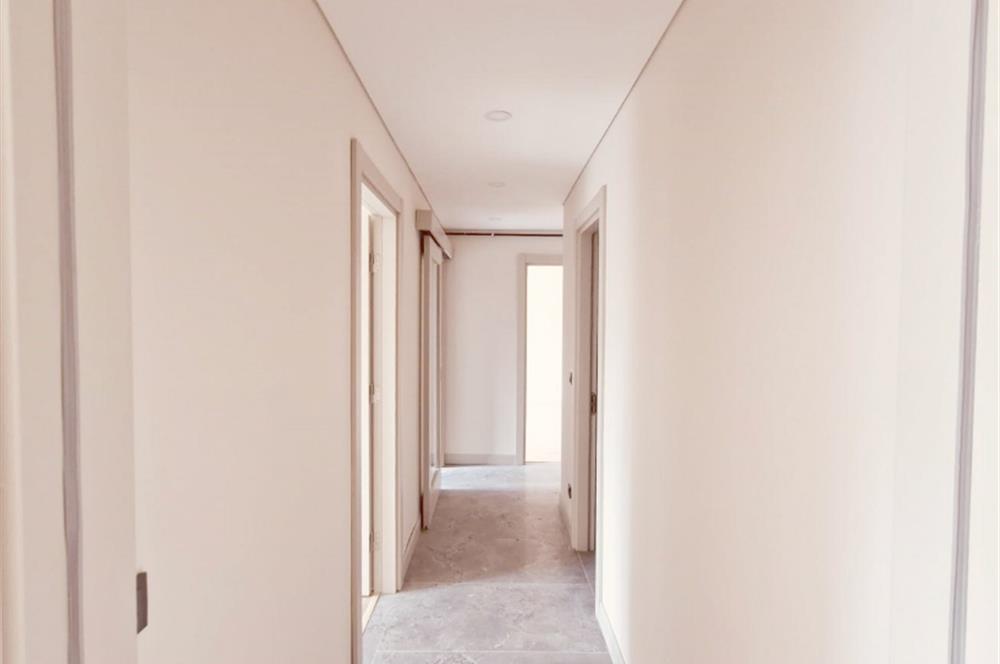 TOPKAPI ALYA MERKEZEFENDİ CAD. SİTE İÇİNDE SATILIK 2 + 1 DAİRE