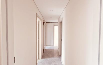 TOPKAPI ALYA MERKEZEFENDİ CAD. SİTE İÇİNDE SATILIK 2 + 1 DAİRE