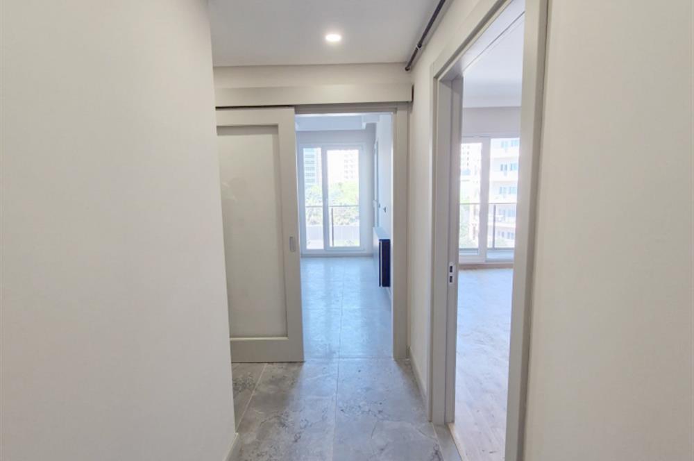 TOPKAPI ALYA MERKEZEFENDİ CAD. SİTE İÇİNDE SATILIK 2 + 1 DAİRE