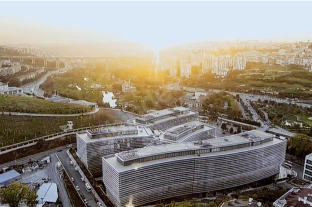 Premier Kampüs | TERASLI 350 M2 KİRALIK OFİS Favorilerime Ekle Yazdır