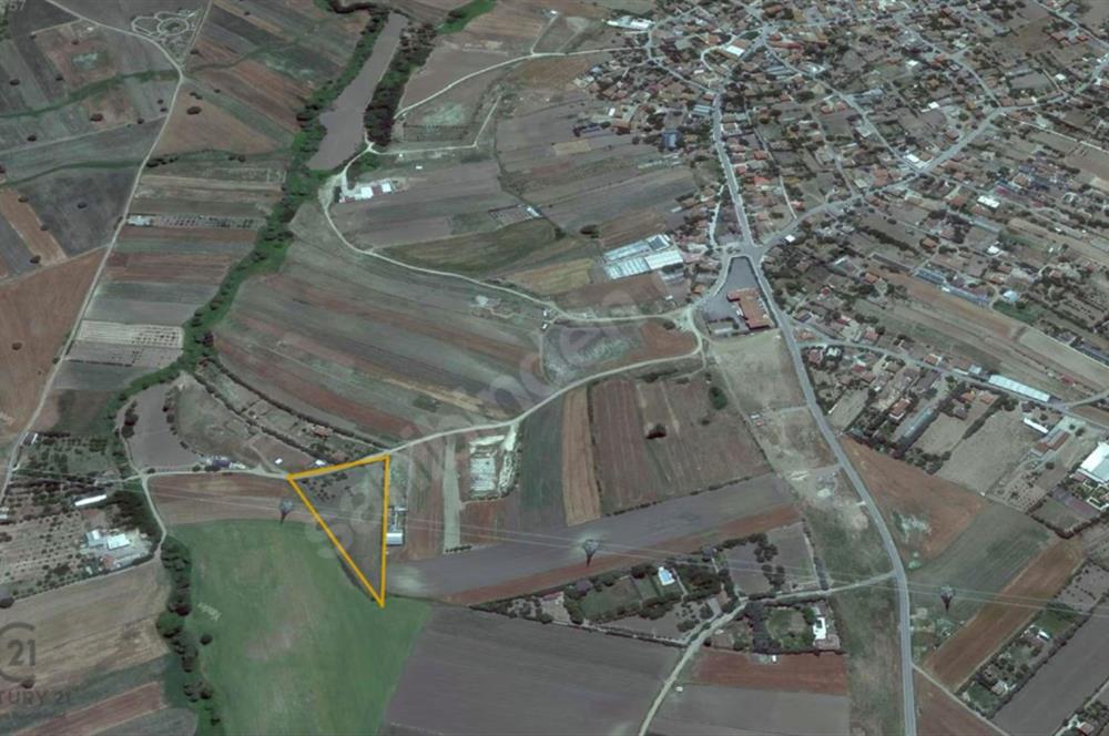 SİLİVRİ SEYMEN İMAR SINIRINDA 9.081 m² ASFALT CEPHELİ TARLA
