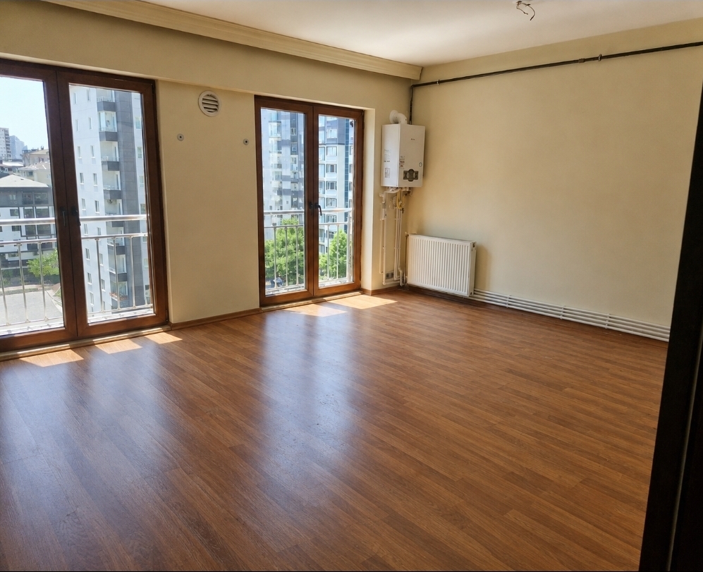 HELENIUM PARK SİTESİNDE HAVUZ CEPHE, KULLANIŞLI GENİŞ 2+1 DAİRE