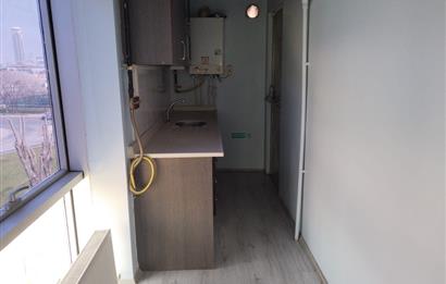 E5 Üzerinde Prestijli Plaza'da Kiralık 210 m2 Komple Kat