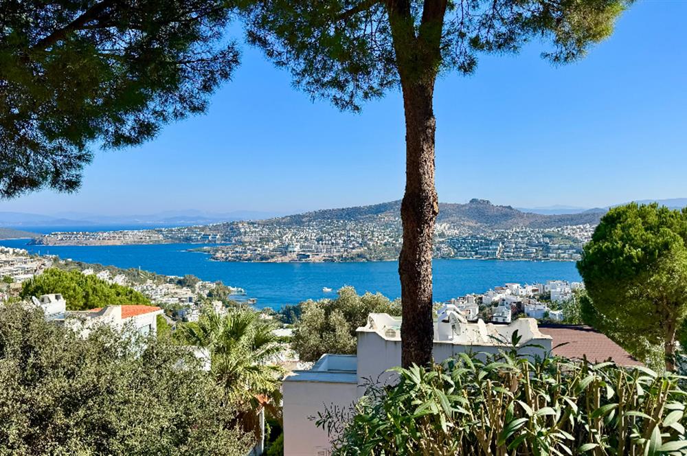 Gündoğan Cennet Evler Sitesinde Satılık Bakımlı Villa