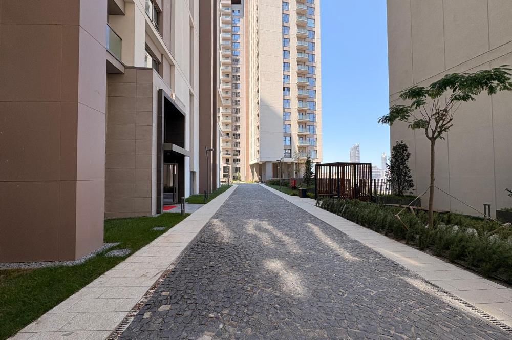 C21 ROOF 5.ETAP AÇIK MUTFAK EBEVEYN BANYOLU 2+1 KİRALIK