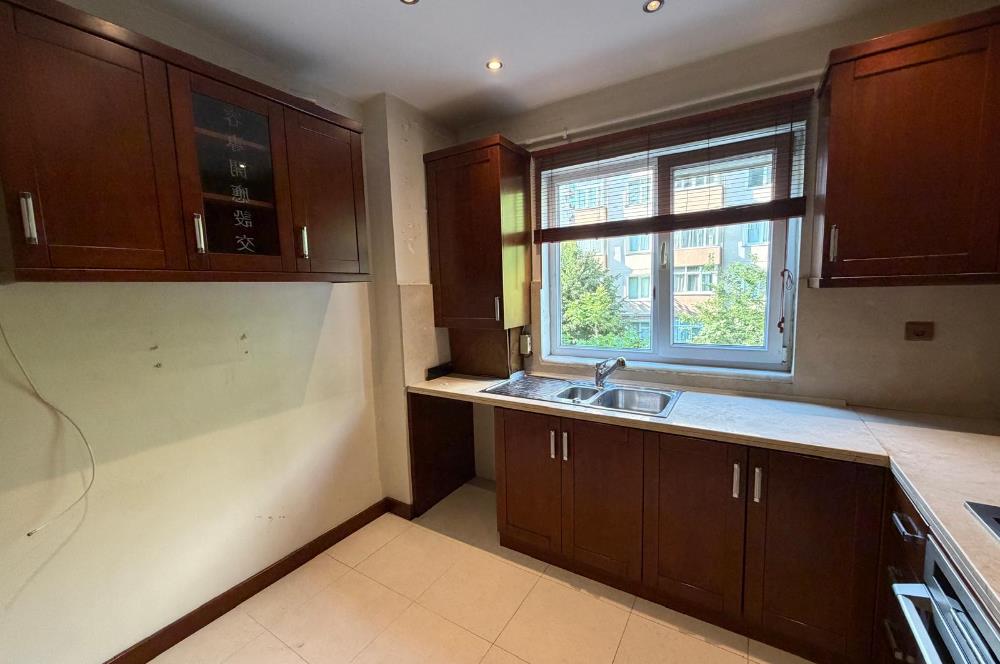 C21 ROOF SAHRAYI CEDİT PAZAR SOKAĞININ HEMEN YANI 3+1 KİRALIK