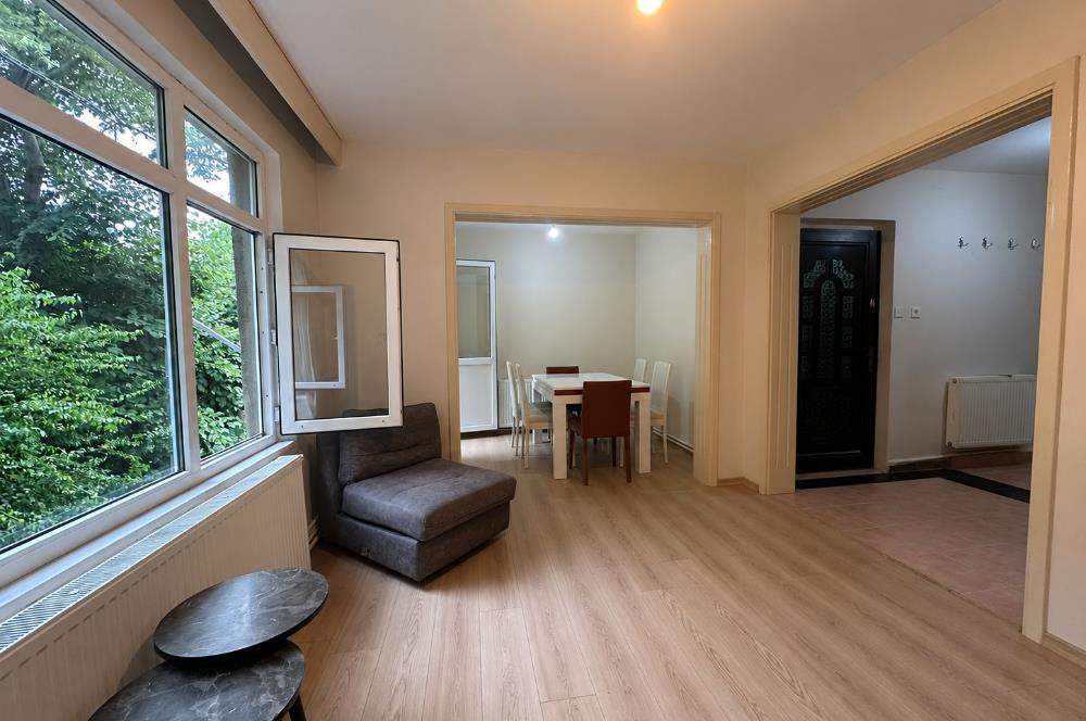 Büyükdere'de Eşyalı 2+1 Kiralık Daire