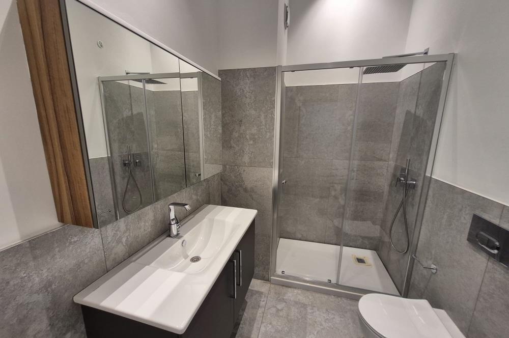 Zekeriyaköy Kuzeybükü'nde Sıfır 4+1 Bahçeli Townhouse