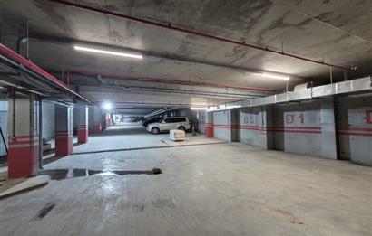 Zekeriyaköy Kuzeybükü'nde Sıfır 4+1 Bahçeli Townhouse